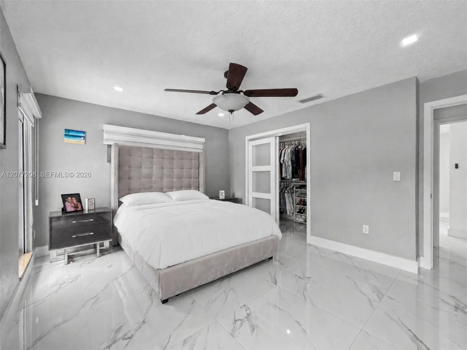 For Sale: $1,069,000 (4 beds, 2 baths, 1716 Square Feet)