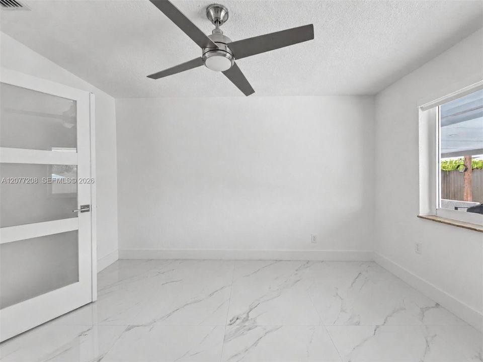 For Sale: $1,069,000 (4 beds, 2 baths, 1716 Square Feet)