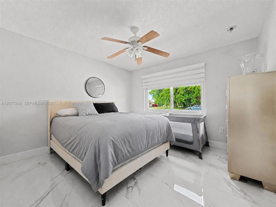 For Sale: $1,069,000 (4 beds, 2 baths, 1716 Square Feet)