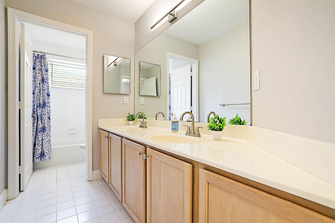 15369 Whispering Willow-44
