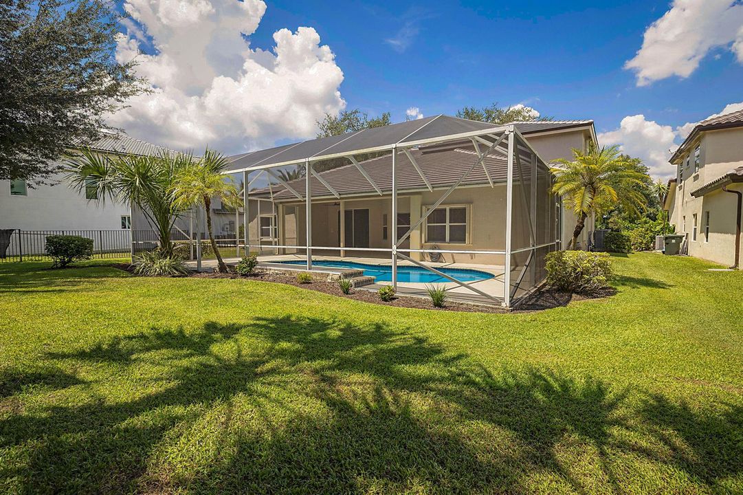 15369 Whispering Willow-54