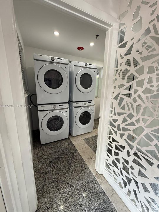 En Renta: $2,750 (2 camas, 1 baños, 650 Pies cuadrados)