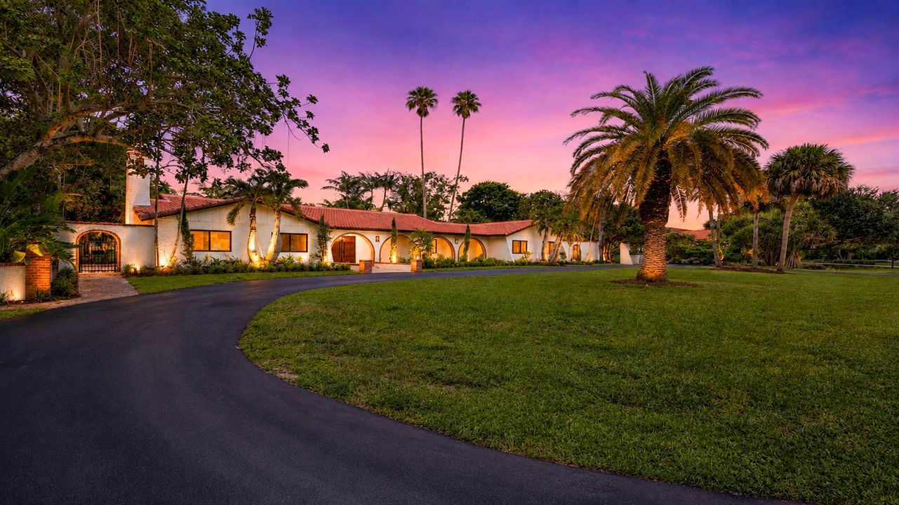 01_twilight_estate_brightened_4K (1)