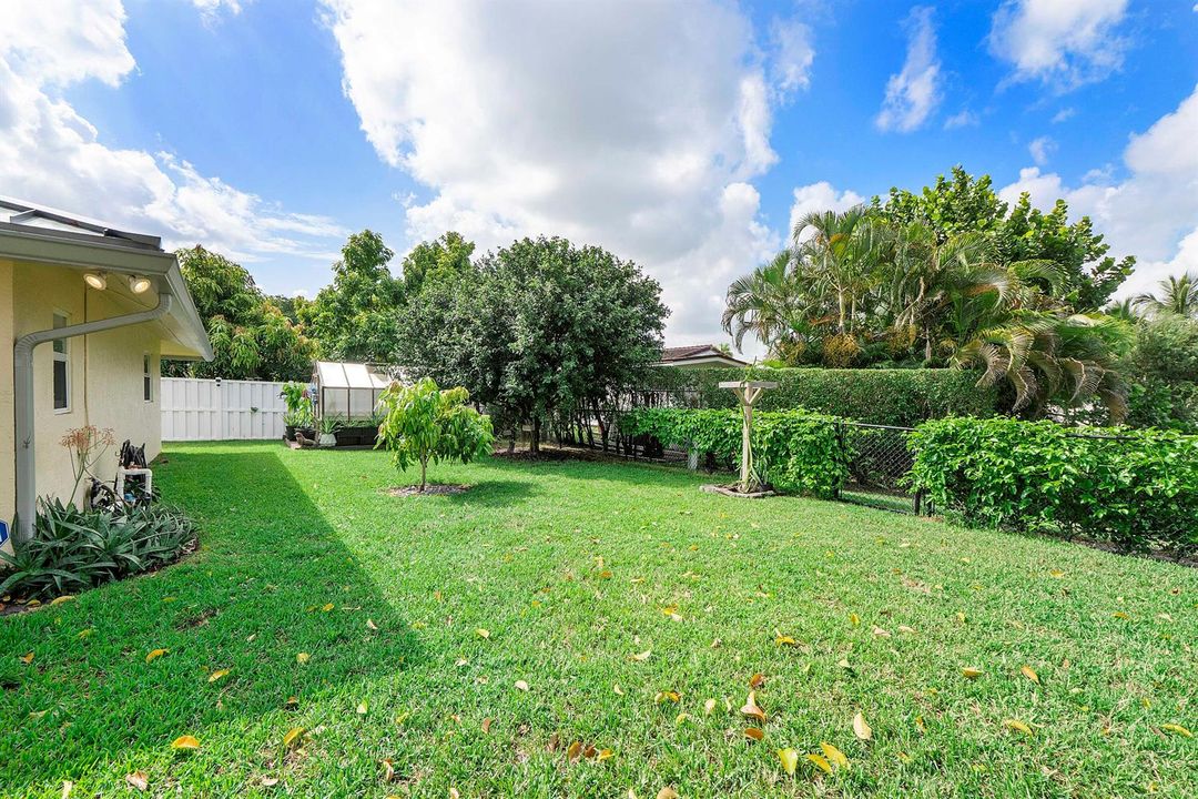 8520 Nw 29th Dr_028