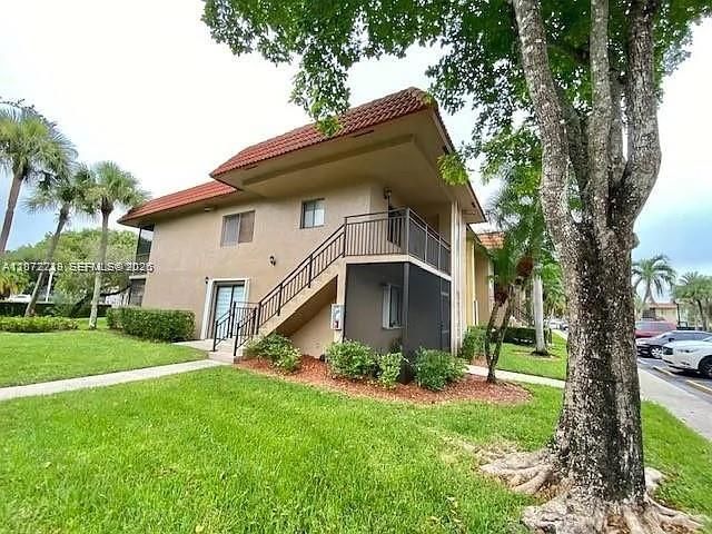 For Sale: $289,000 (2 beds, 2 baths, 1231 Square Feet)