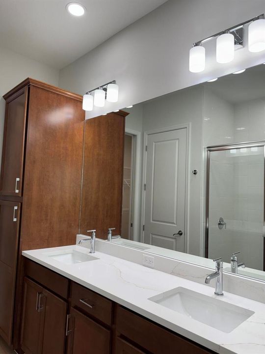 Master Bed Bath Pic 29