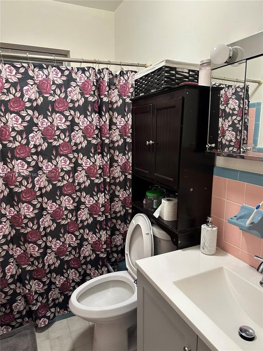 На продажу: $715,000 (0 спален, 0 ванн, 1904 Квадратных фут)