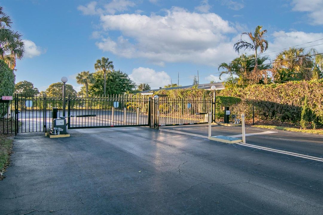 HH gate
