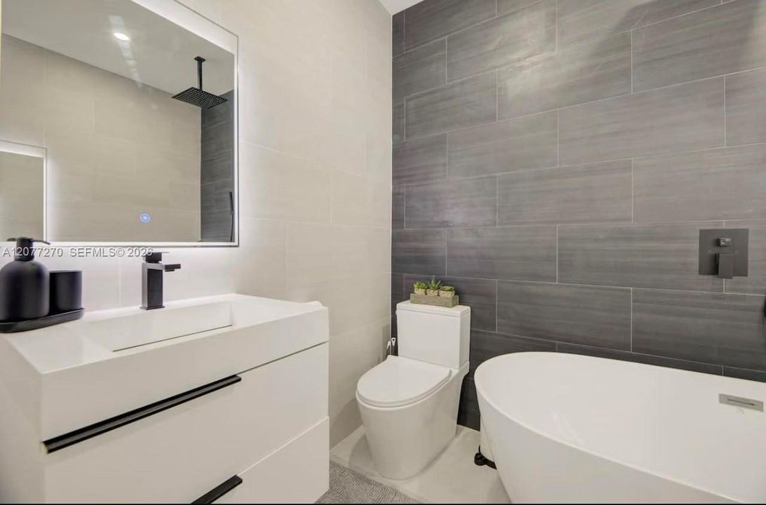For Sale: $2,000,000 (0 beds, 0 baths, 2578 Square Feet)