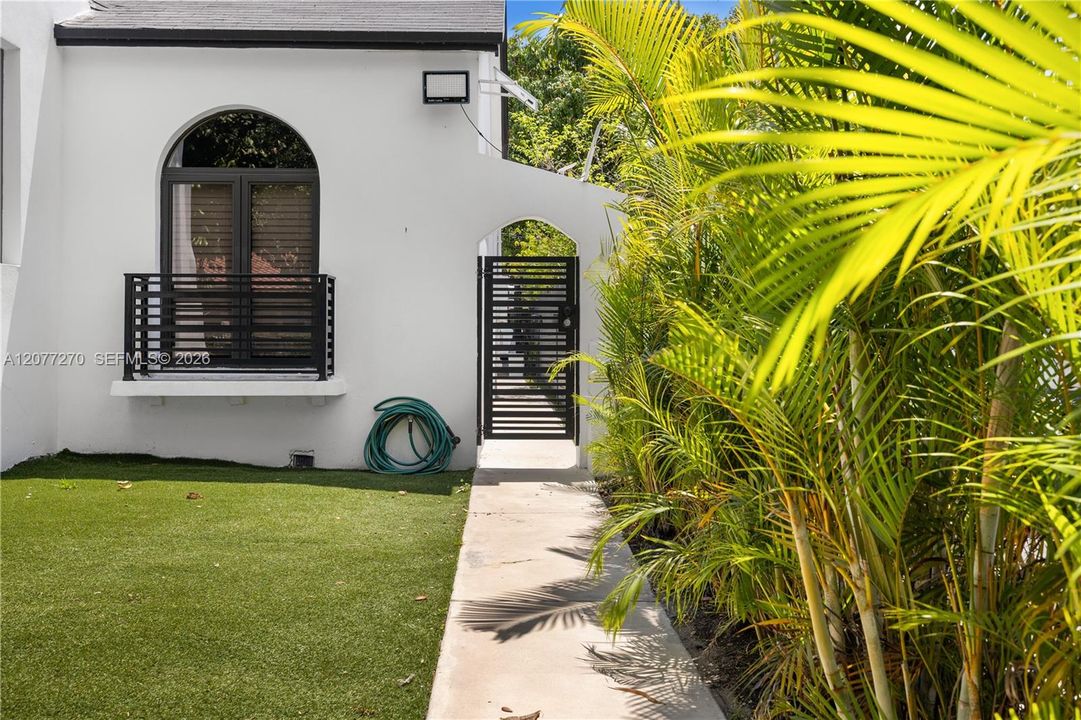 For Sale: $2,000,000 (0 beds, 0 baths, 2578 Square Feet)