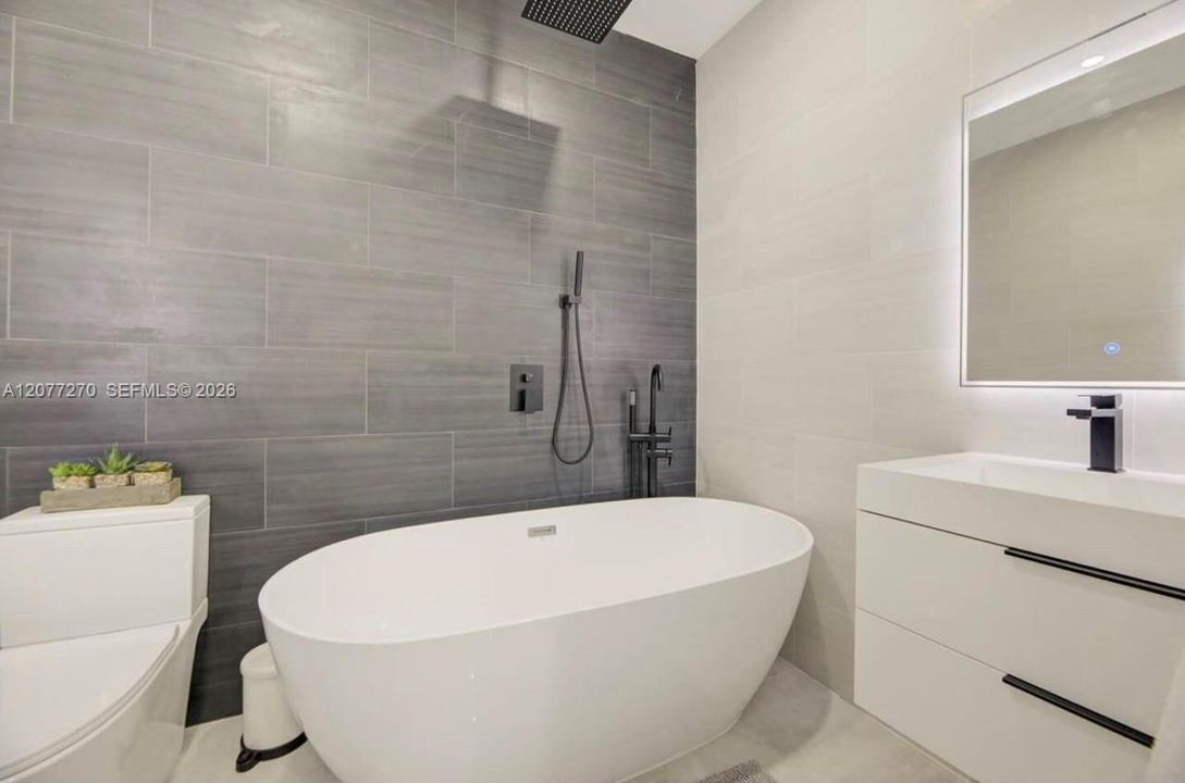 For Sale: $2,000,000 (0 beds, 0 baths, 2578 Square Feet)