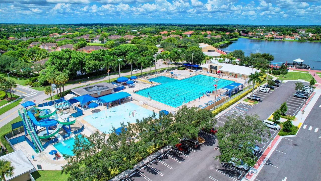 Wellington Town Center Water Park and Po