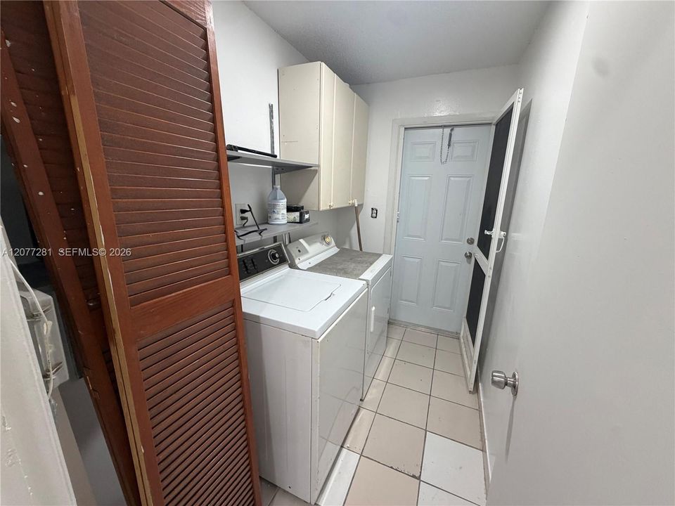 В аренду: $2,100 (1 спален, 1 ванн, 1126 Квадратных фут)