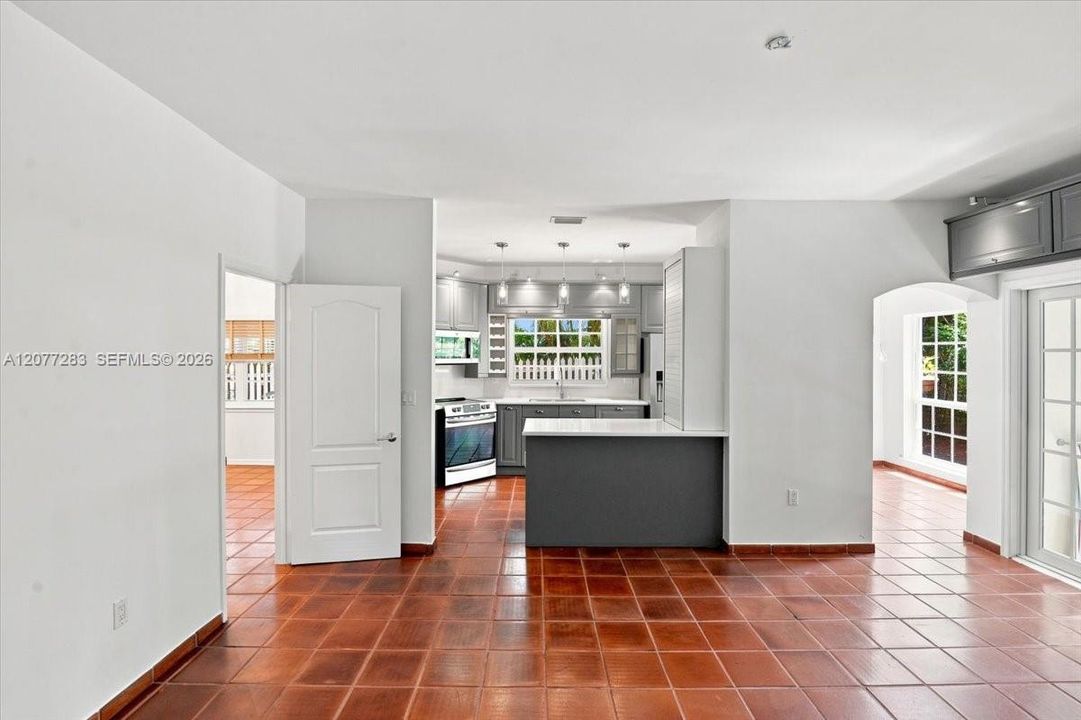 En Venta: $1,398,000 (3 camas, 3 baños, 2557 Pies cuadrados)