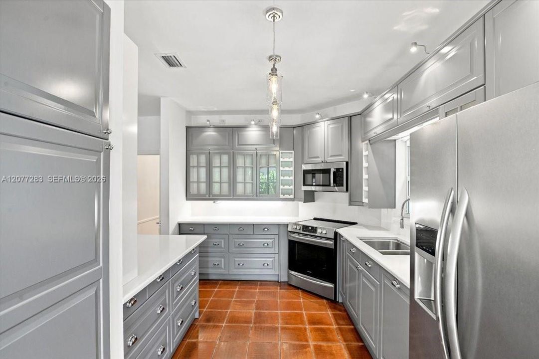 En Venta: $1,398,000 (3 camas, 3 baños, 2557 Pies cuadrados)