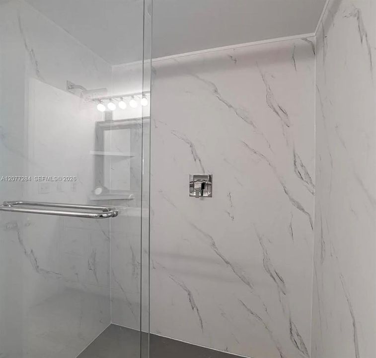 For Rent: $5,200 (2 beds, 2 baths, 1395 Square Feet)