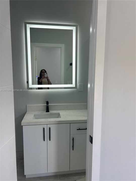En Renta: $1,600 (1 camas, 1 baños, 1801 Pies cuadrados)