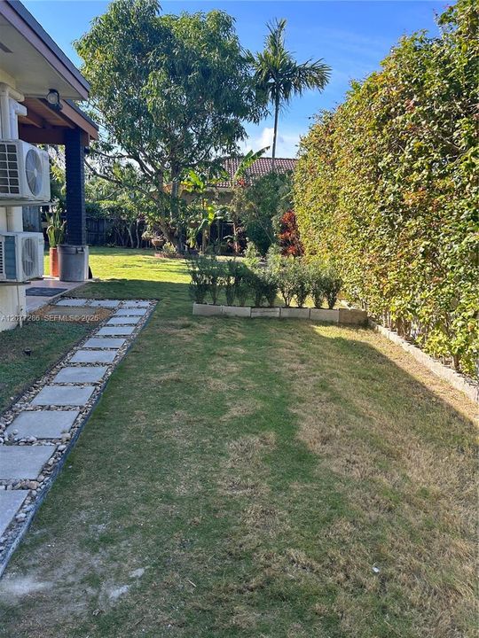 En Renta: $1,600 (1 camas, 1 baños, 1801 Pies cuadrados)
