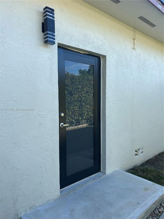 En Renta: $1,600 (1 camas, 1 baños, 1801 Pies cuadrados)