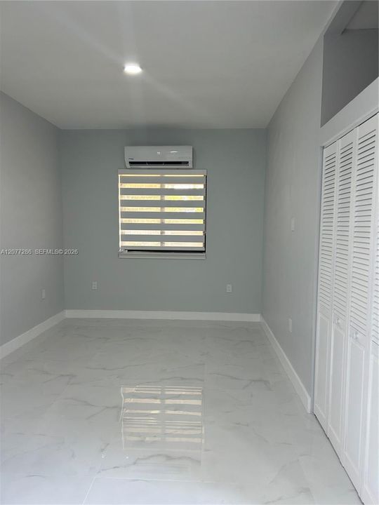 En Renta: $1,600 (1 camas, 1 baños, 1801 Pies cuadrados)