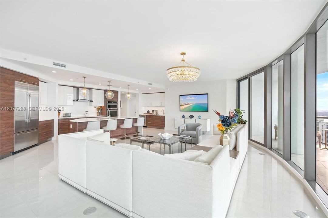 For Rent: $13,500 (3 beds, 3 baths, 2658 Square Feet)