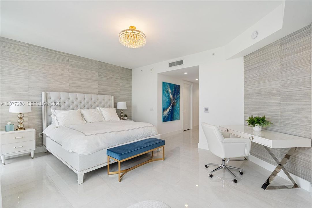 For Rent: $13,500 (3 beds, 3 baths, 2658 Square Feet)