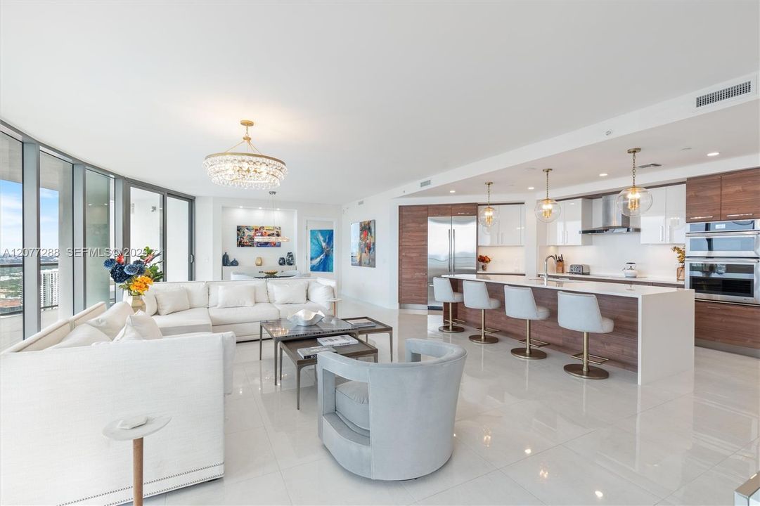For Rent: $13,500 (3 beds, 3 baths, 2658 Square Feet)