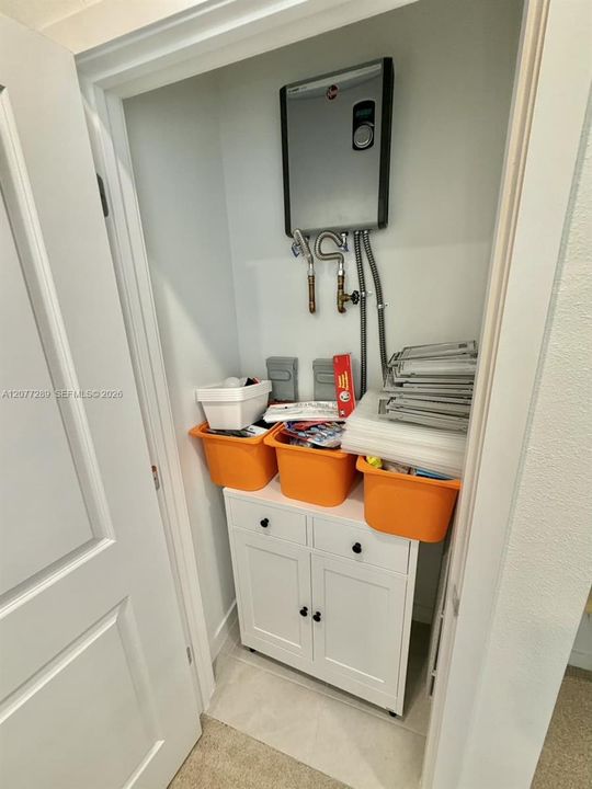 For Rent: $2,800 (3 beds, 2 baths, 1466 Square Feet)
