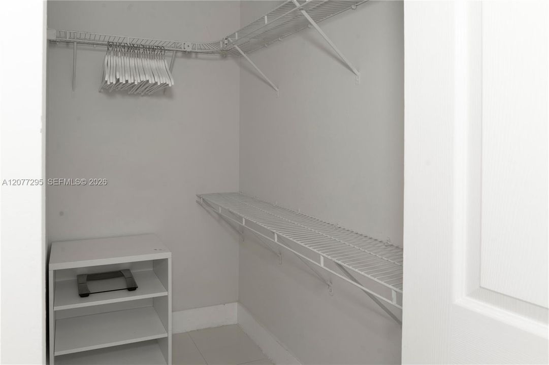 For Rent: $3,500 (2 beds, 2 baths, 1310 Square Feet)