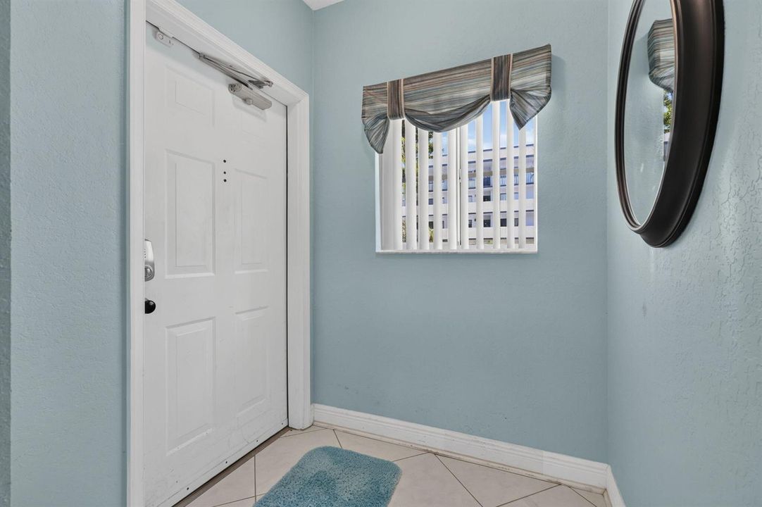 4721 Front Entry