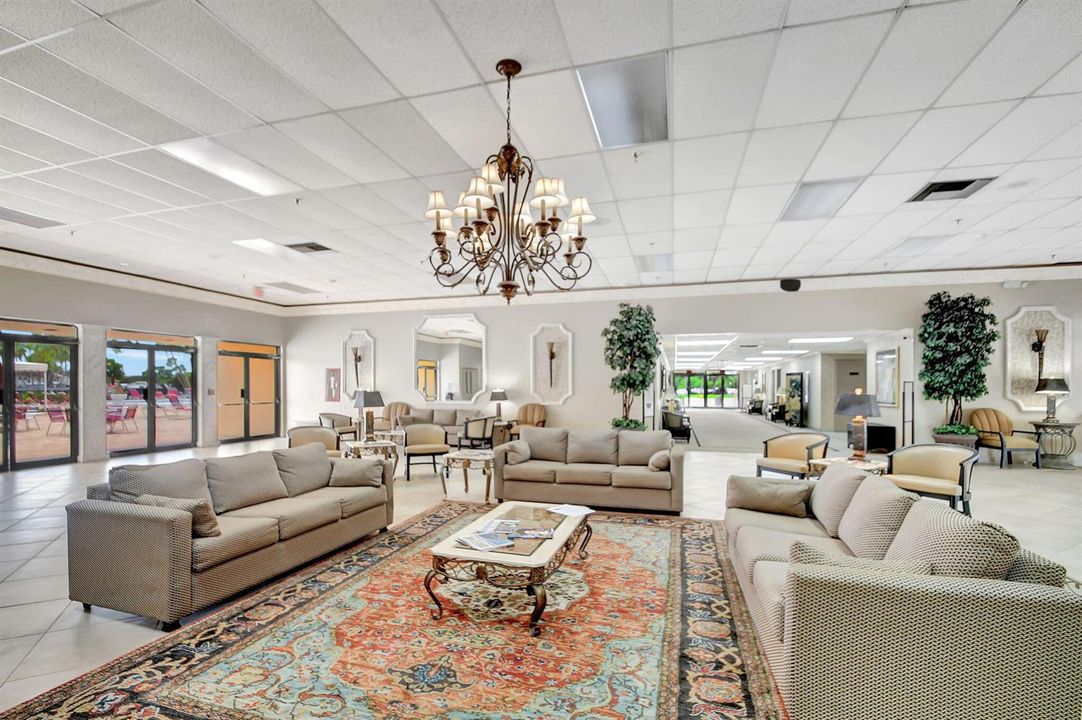 4721 Lucerne Lakes Interior