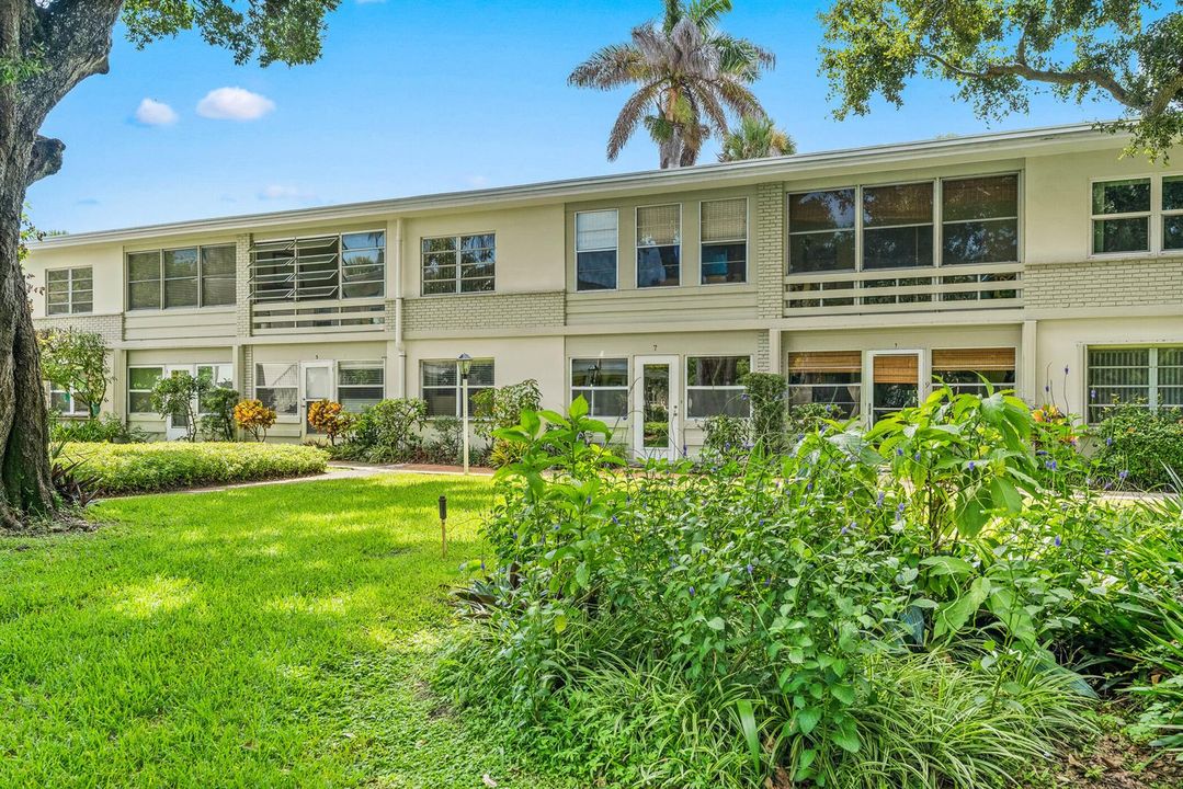 677 Royal Palm Blvd - 7-344