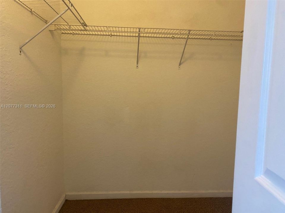For Rent: $2,725 (2 beds, 2 baths, 1155 Square Feet)