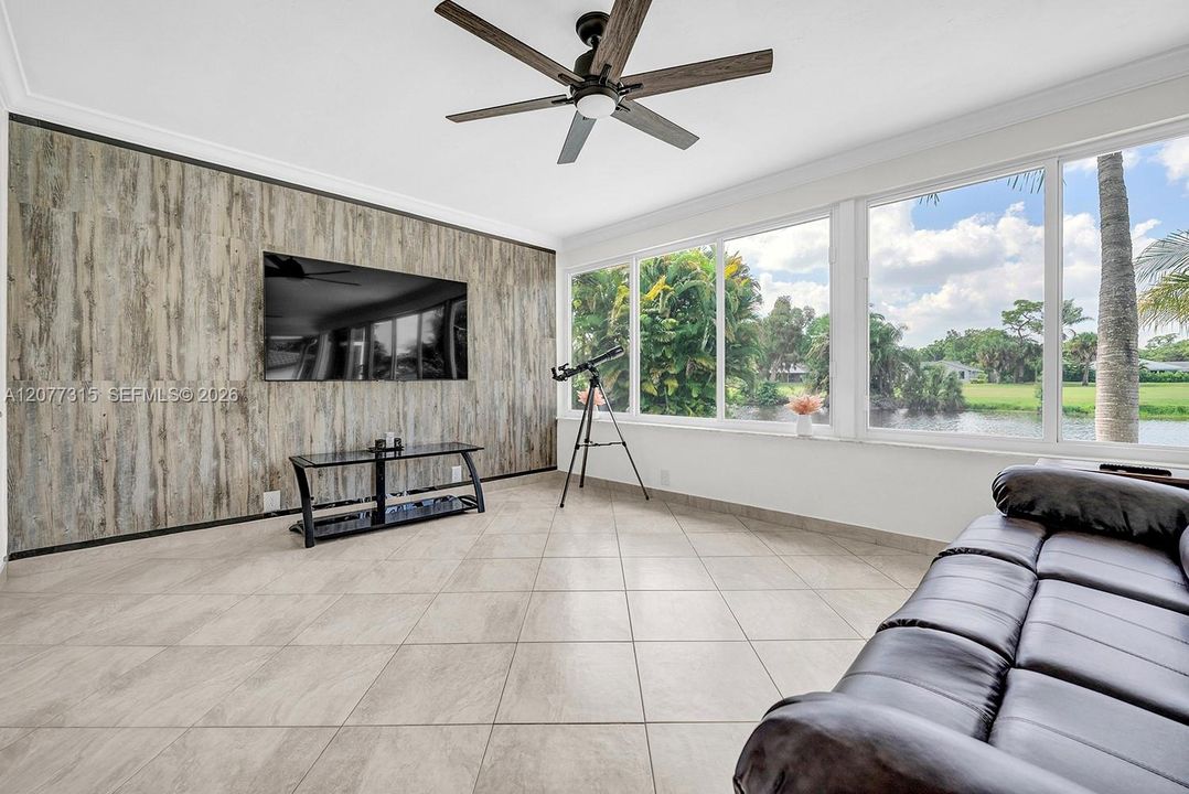 For Sale: $1,400,000 (3 beds, 2 baths, 2196 Square Feet)