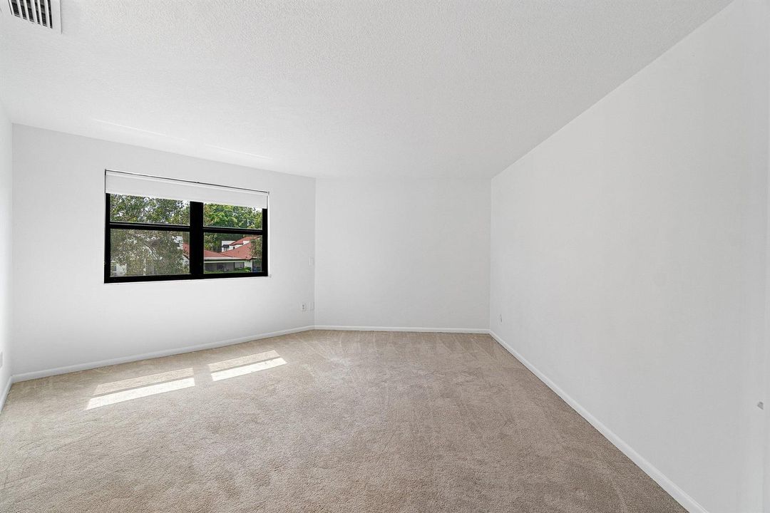 027-439Northwest36thAvenue-DeerfieldBeac