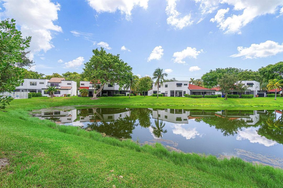 038-439Northwest36thAvenue-DeerfieldBeac