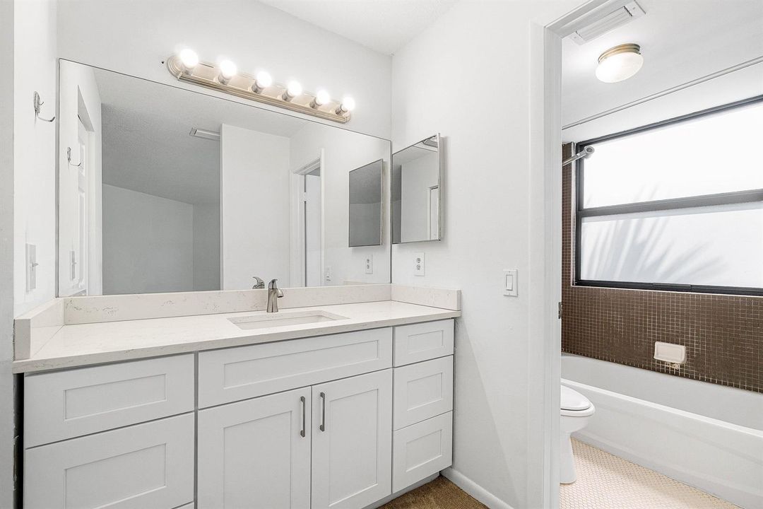 032-439Northwest36thAvenue-DeerfieldBeac