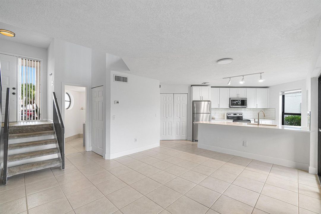 009-439Northwest36thAvenue-DeerfieldBeac