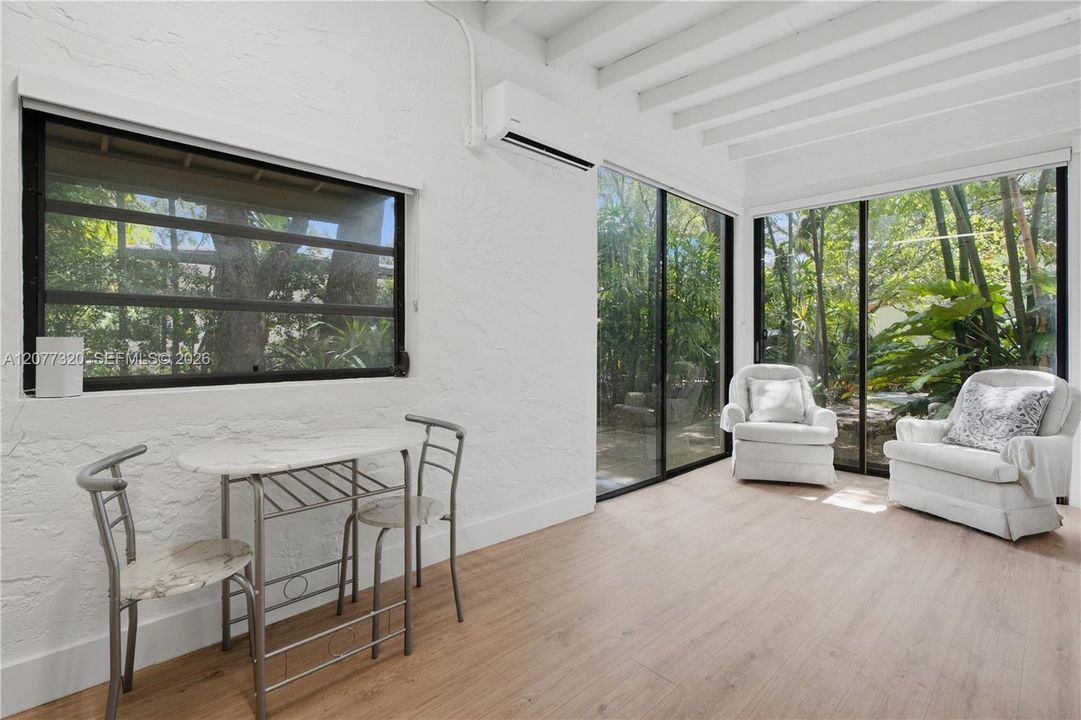 Cottage Living/Dining Area