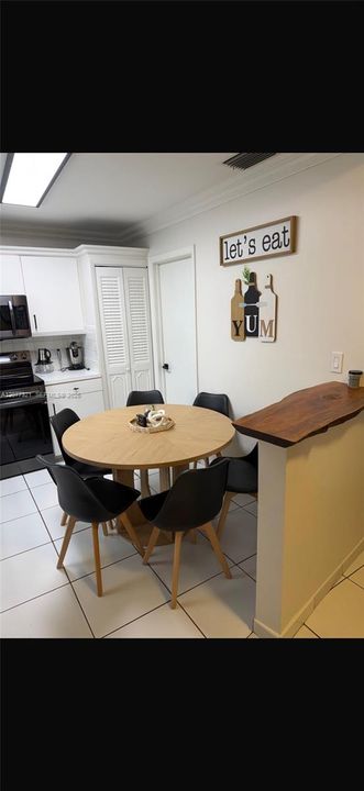 En Venta: $350,000 (2 camas, 2 baños, 1450 Pies cuadrados)