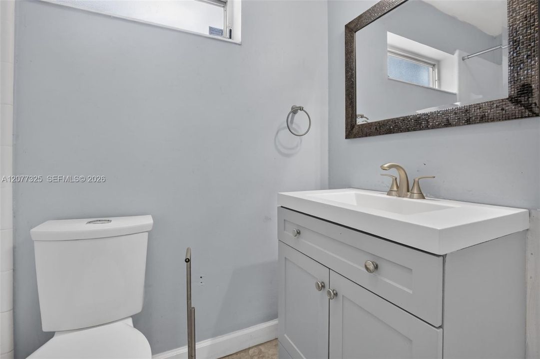 For Sale: $499,900 (2 beds, 2 baths, 1232 Square Feet)