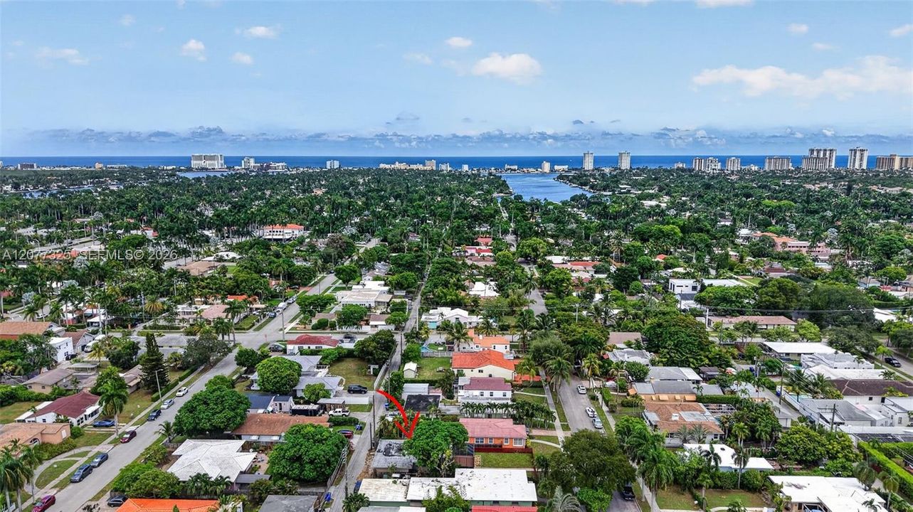 For Sale: $499,900 (2 beds, 2 baths, 1232 Square Feet)