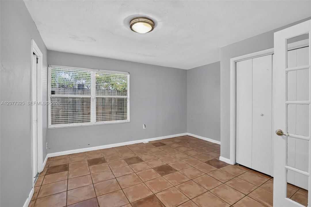 For Sale: $499,900 (2 beds, 2 baths, 1232 Square Feet)