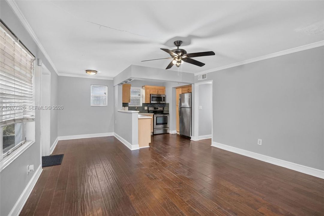 For Sale: $499,900 (2 beds, 2 baths, 1232 Square Feet)