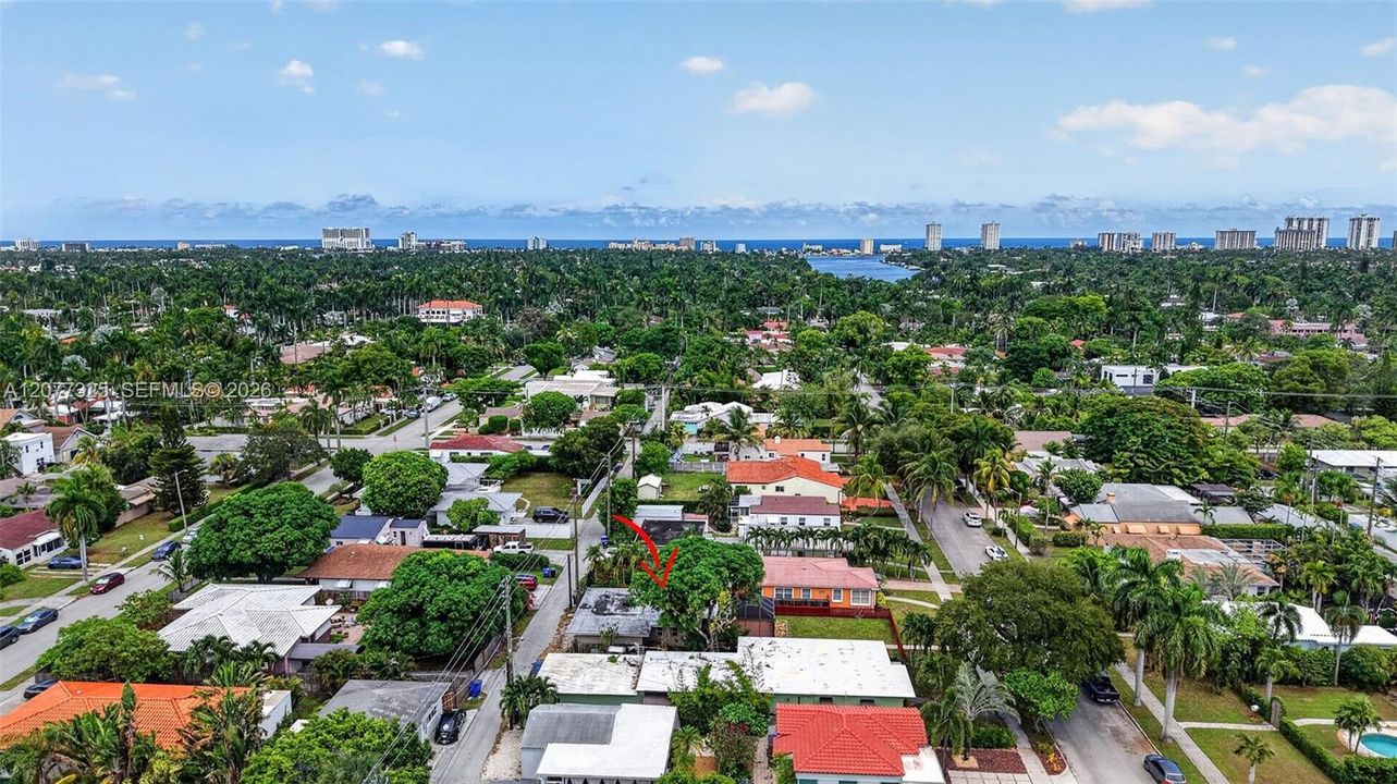For Sale: $499,900 (2 beds, 2 baths, 1232 Square Feet)