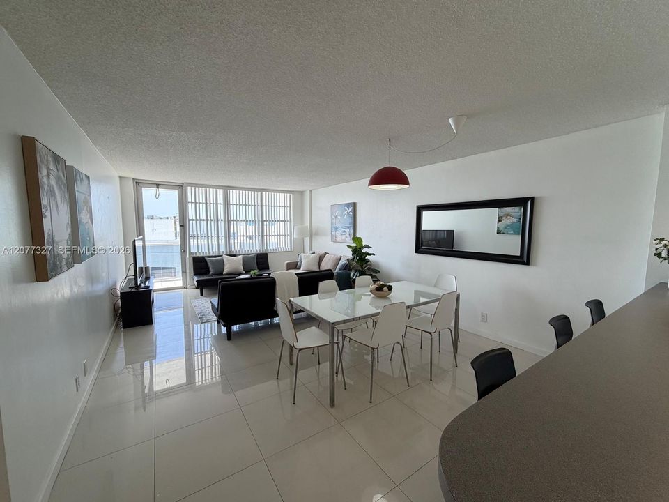 For Rent: $4,000 (2 beds, 2 baths, 1250 Square Feet)