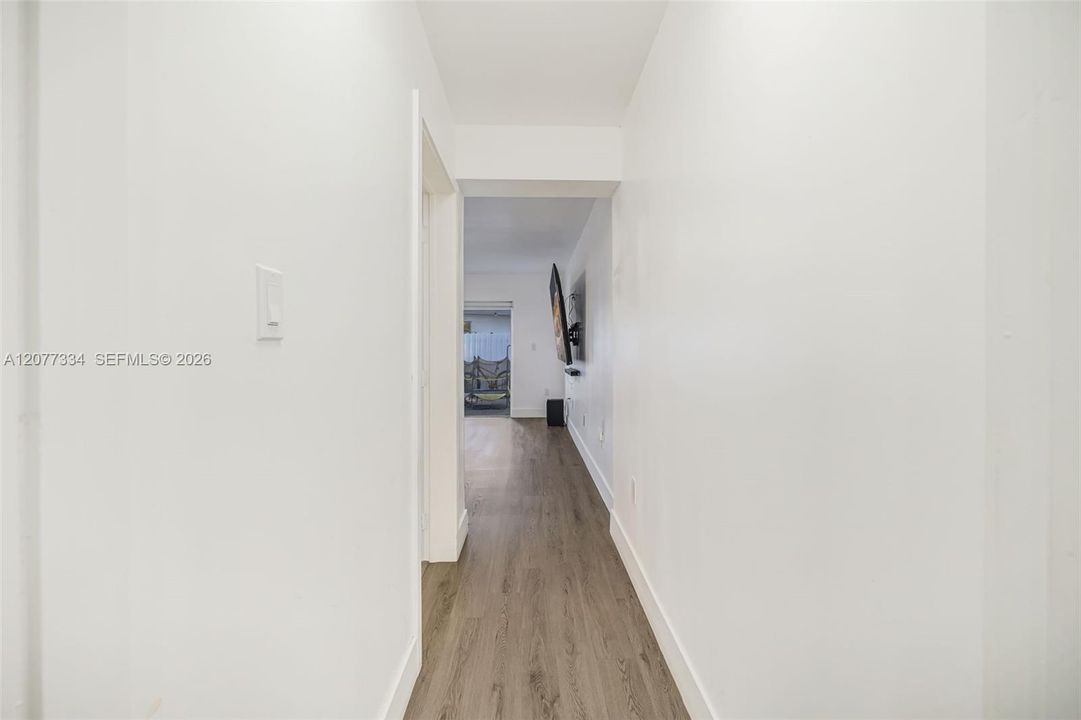 En Venta: $799,000 (4 camas, 3 baños, 2076 Pies cuadrados)