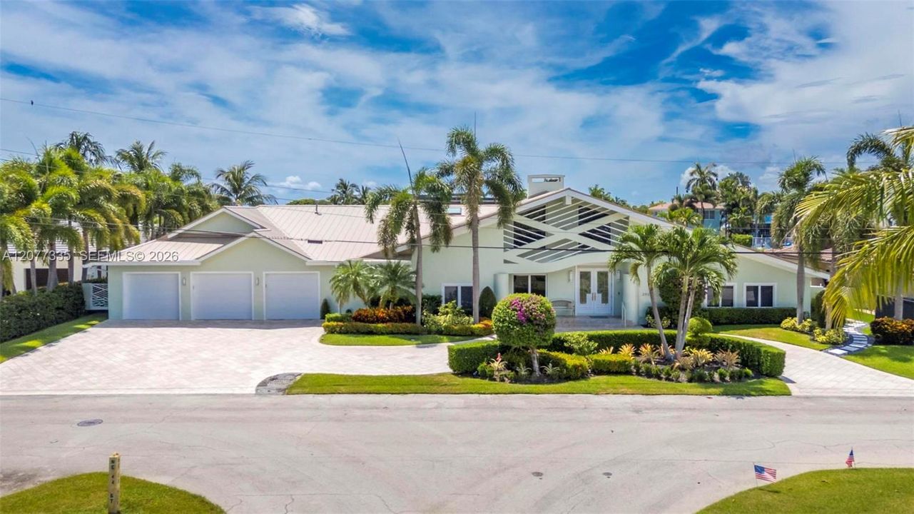 : $6,200,000 (4 beds, 3 baths, 4937 Square Feet)