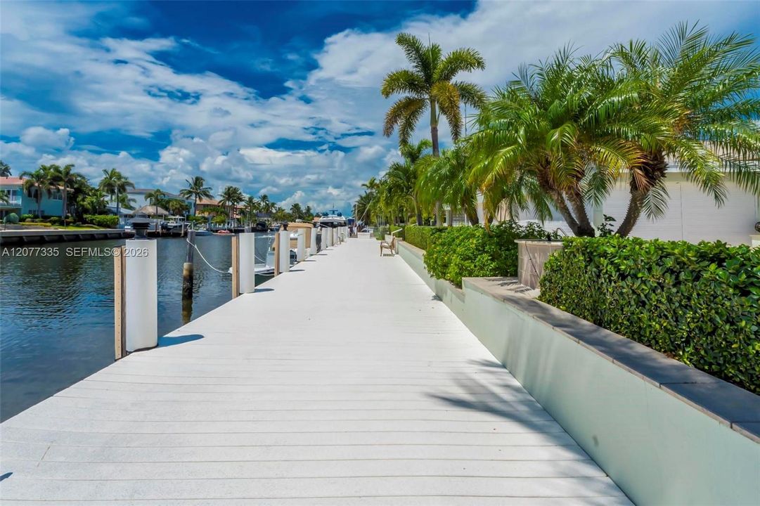 : $6,200,000 (4 beds, 3 baths, 4937 Square Feet)