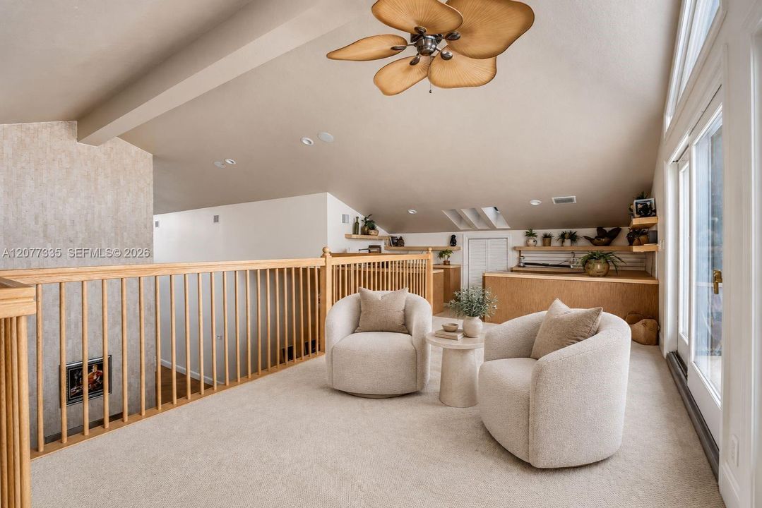 For Sale: $5,980,000 (4 beds, 3 baths, 5962 Square Feet)